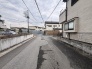 穏やかな時間が流れる、落ち着いた佇まいの閑静な住宅街の一角です。