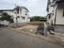 穏やかな住宅街に位置する、新しい暮らしの出発点として描ける静かな敷地です。