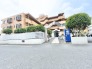 街並みに溶け込む落ち着いた外観が、日々の暮らしに心地よい安心感をもたらしてくれます。