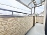 空と街並みを見渡せる開放感のある空間は、日々の暮らしに静かな安らぎをもたらしてくれます。