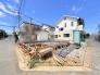 新しい住まいの基礎が築かれる過程から、未来の暮らしに想いを馳せる穏やかな時間を過ごせる場所です。