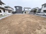 理想の住まいを自由に描ける、開放感に満ちたゆとりある敷地です。