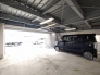 無駄のないシンプルな構造で、愛車を大切に保管できるゆとりある空間が広がっています。