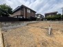 周辺環境と調和する穏やかな街並みに位置し、理想の住まいを描き出すための広がりを感じさせる土地です。