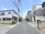 閑静な住宅街が広がり、穏やかな時間が流れる落ち着いた住環境が整っています。