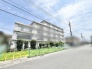 緑豊かな植栽が街並みに溶け込み、穏やかな時間が流れる落ち着いた住環境です。