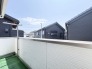 空が広く開放感を感じる、日々の暮らしに静かな安らぎをもたらす場所。