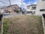 空が広く感じられる静かな環境で、新たな暮らしの可能性を自由に描ける開放的な敷地です。