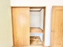 木目のぬくもりが暮らしに溶け込み、日々の整理整頓を心地よく支えてくれる穏やかな余白の空間です。