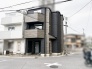 モダンな外観デザインが街並みに映える、落ち着いた佇まいの住まい。