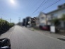 穏やかな街並みが広がり、日々の暮らしに静かな落ち着きを感じさせてくれる周辺環境です。