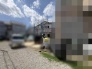 完成に向かって着実に形作られていく、期待感に満ちた静かな風景が広がっています。