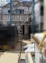新しい暮らしの形がゆっくりと形作られていく、建設現場ならではの静かな高揚感を感じさせる風景です。