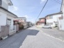 穏やかな空が広がり、落ち着いた時間が流れる静かな住環境が日々の暮らしを整えてくれます。