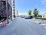 空が広く開放感のある空間は、日々の暮らしに心地よいゆとりと落ち着きをもたらしてくれます。
