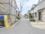 静かな住宅街に佇む落ち着いた雰囲気が漂う整えられた周辺環境