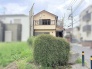 落ち着いた佇まいが心地よい、穏やかな街並みに溶け込む住まい