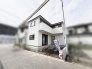 洗練された外観デザインが街並みに調和する、心地よい佇まいの住まいです。