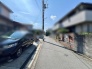 青空が広がる穏やかな街並みに馴染む落ち着いた住環境が心地よいロケーション