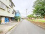 穏やかな空気が流れる閑静な住環境に馴染む落ち着いた佇まいの周辺環境