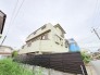 空模様に映える穏やかな佇まいが日々の暮らしに心地よいくつろぎをもたらします