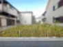 周囲の街並みと穏やかに調和する、心地よいゆとりを感じられる空間です。