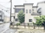 街並みに調和する洗練された佇まいは、穏やかな日常の時間を育む心地よい空間を演出しています。