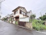 穏やかな時間が流れる落ち着いた街並みに佇む住まい