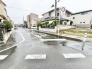 穏やかな空気が流れる落ち着いた住宅街に佇む暮らしの舞台です