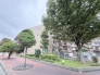 豊かな緑に包まれた落ち着きのある佇まいが穏やかな日常を演出します。