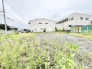 周囲に遮るものが少なく開放的な空気が広がる心地よい空間です