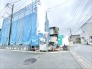 新しい佇まいが形づくられていく過程を見守る穏やかな街並みの風景