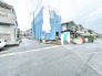 周辺の街並みに調和しながら新しい暮らしの風景を紡ぎ出す静かな佇まい