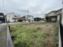 周囲の穏やかな環境に溶け込む、ゆとりある開放感を感じられる敷地です。