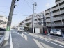 落ち着いた佇まいと穏やかな空気が流れる住環境が心地よい外観です