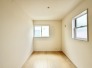 太陽の恵みを感じる、温もりと明るさにあふれたお部屋。
