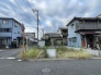 落ち着いた住宅街に佇む、これからの暮らしを描くことができるゆとりある空間。