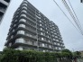 街並みに調和する洗練されたフォルムが日常に心地よい時間を演出します