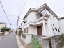街並みに調和する落ち着いた佇まいは日々の暮らしに穏やかな時間を届けます