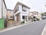 閑静な住宅街に佇む穏やかな空気に包まれた住まい
