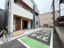 前面道路を含む現地写真
