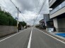 穏やかな時の流れを感じる、落ち着いた佇まいの閑静な住宅街が広がっています。