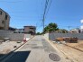 前面道路を含む現地写真
