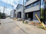 前面道路を含む現地写真
