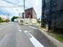 前面道路を含む現地写真
