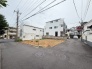 前面道路を含む現地写真

