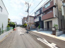 2号棟 前面道路を含む現地写真
 2026/07/16m