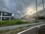 空が広く開放感を感じる、落ち着いた時間が流れる住環境が魅力の立地です。
