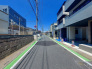 1号棟 前面道路を含む現地写真
 2026/07/25m