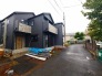2号棟 前面道路を含む現地写真
